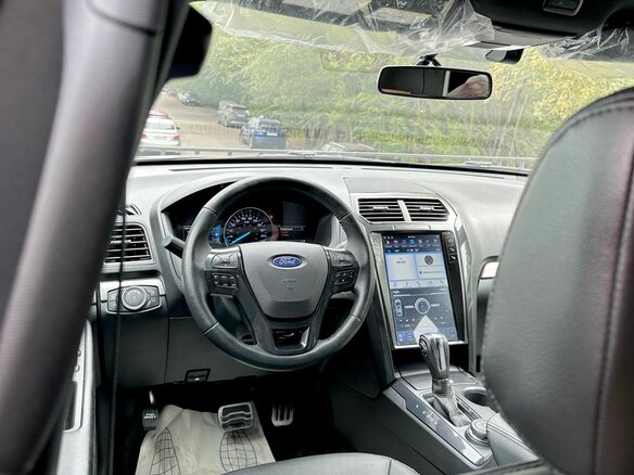 2018 Ford Explorer V Рестайлинг 2, серый, 2899000 рублей - вид 21