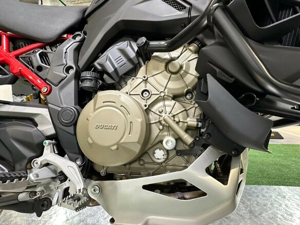 2024 Ducati Multistrada V4, чёрный, 2350000 рублей - вид 20
