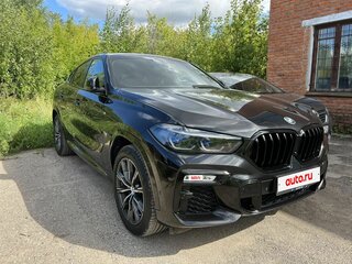 2021 BMW X6 40i III (G06), чёрный, 8400000 рублей, вид 2