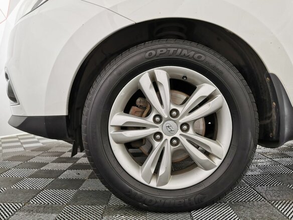 2011 Hyundai ix35 I, белый, 1195000 рублей - вид 8