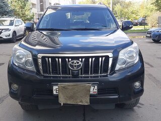 2012 Toyota Land Cruiser Prado 150 Series, чёрный, 2900000 рублей, вид 2