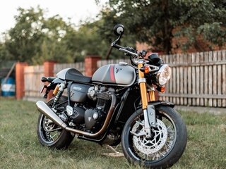 2020 Triumph Thruxton, чёрный, 1150000 рублей, вид 3