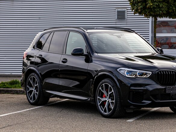 2022 BMW X5 40i IV (G05/G18), чёрный, 8295000 рублей - вид 6