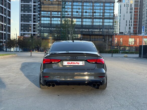 2018 Audi A3 III (8V) Рестайлинг, серый, 1750000 рублей - вид 5