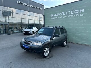 2018 Chevrolet Niva I Рестайлинг, серый, 860000 рублей, вид 1