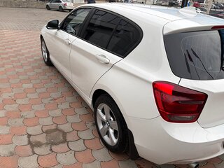 2013 BMW 1 серии 116i II (F20/F21), белый, 1350000 рублей, вид 3