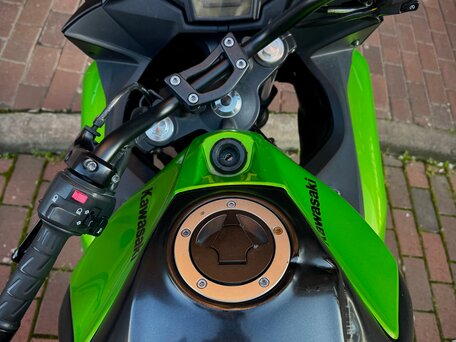2014 Kawasaki Ninja 650, зелёный, 495000 рублей, вид 4