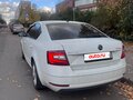 2020 Skoda Octavia III (A7) Рестайлинг, белый - вид 3