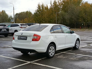 2017 Skoda Rapid I, белый, 935000 рублей, вид 5