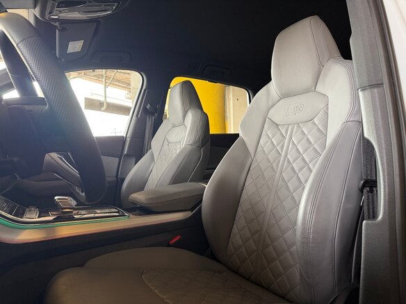 2021 Audi Q7 45 TDI II (4M) Рестайлинг, белый, 9900000 рублей - вид 8