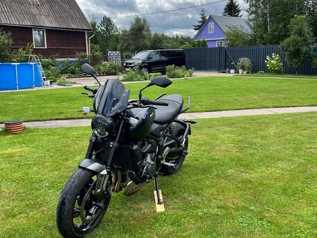 2021 Triumph Trident 660, чёрный, 700000 рублей, вид 4