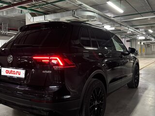 2019 Volkswagen Tiguan II, чёрный, 3000000 рублей, вид 5
