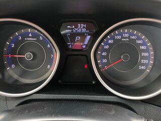 2011 Hyundai Elantra V (MD), красный, 1000000 рублей, вид 5