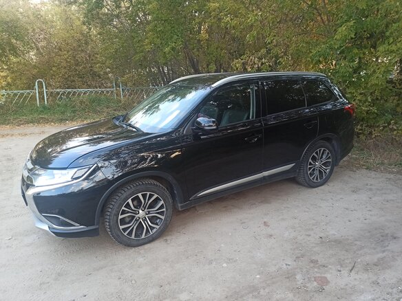 2016 Mitsubishi Outlander III Рестайлинг 2, чёрный, 2000000 рублей - вид 7