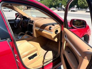 2008 Porsche Cayenne GTS I Рестайлинг (957), красный, 2500000 рублей, вид 3