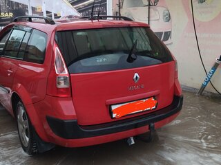 2008 Renault Megane II Рестайлинг, красный, 500000 рублей, вид 2