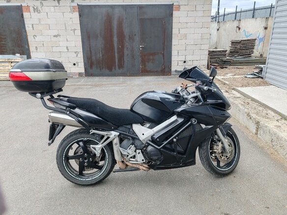 2006 Honda VFR 800, чёрный, 480000 рублей - вид 3