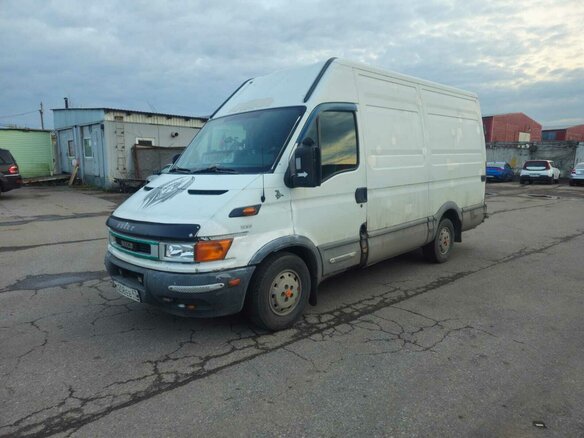 2001 Iveco Daily, белый, 333000 рублей - вид 2