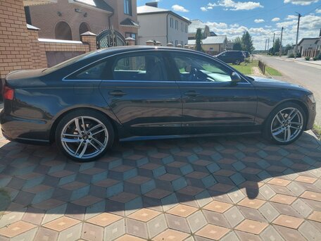 2015 Audi A6 IV (C7) Рестайлинг, серый, 1900000 рублей, вид 3