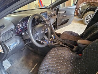 2018 Hyundai Veloster II, чёрный, 1500000 рублей, вид 5