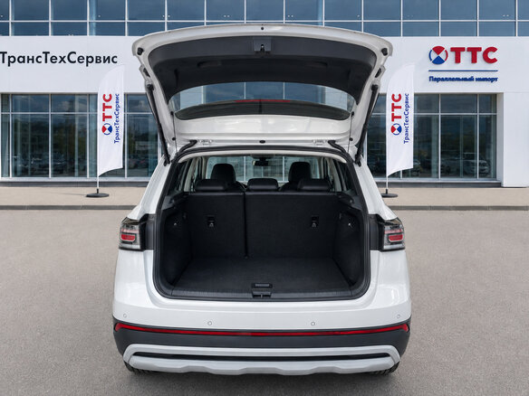 2026 Volkswagen Tharu XR 300 TSI, белый, 3150000 рублей - вид 15