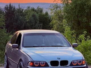 2000 BMW 5 серии 523i IV (E39), серебристый, 1000000 рублей, вид 1