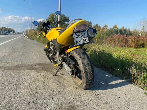2002 Honda CB 600F Hornet, жёлтый, 425000 рублей - вид 8