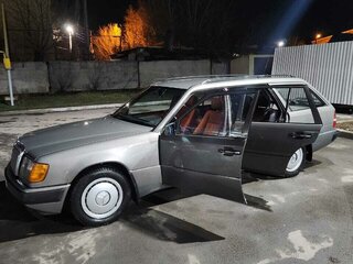 1993 Mercedes-Benz W124 300, серый, 1250000 рублей, вид 4