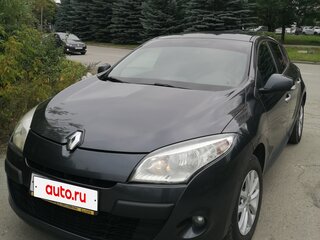 2011 Renault Megane III, серый, 560000 рублей, вид 2
