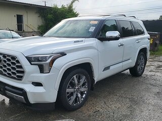 2025 Toyota Sequoia III, белый, 17000000 рублей, вид 1