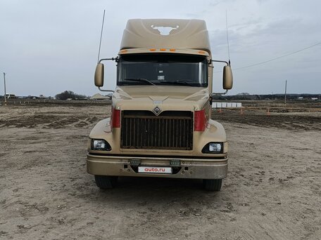 2003 International 9000 Series, золотистый, 1100000 рублей, вид 1