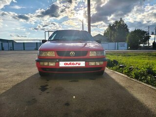 1994 Volkswagen Passat B4, красный, 360000 рублей, вид 1