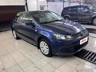 2012 Volkswagen Polo V, синий, 700000 рублей, вид 4