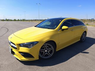 2020 Mercedes-Benz CLA 180 II (C118, X118), жёлтый, 2650000 рублей, вид 1