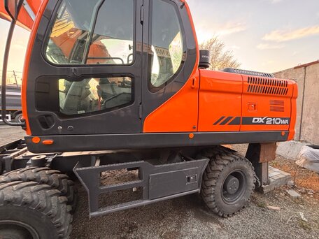 2023 Doosan DX210W, 18000000 рублей, вид 3
