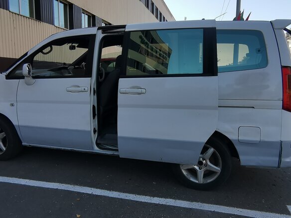1999 Nissan Serena II (C24), белый, 265000 рублей - вид 12