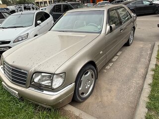 1994 Mercedes-Benz S-Класс 320 III (W140) Рестайлинг, золотистый, 1100000 рублей, вид 2