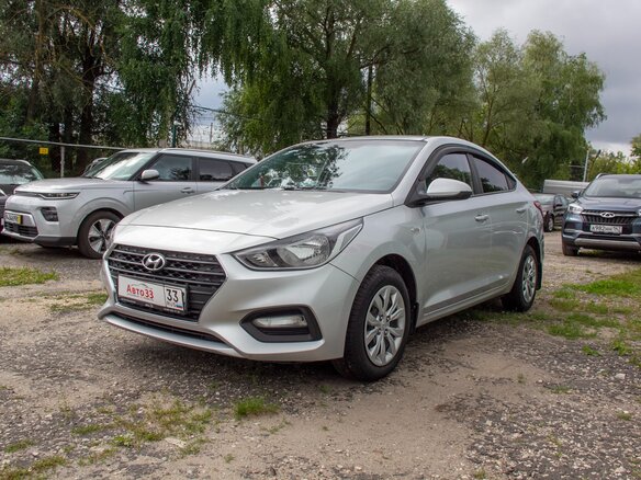 2019 Hyundai Solaris II, серебристый, 1239000 рублей - вид 2
