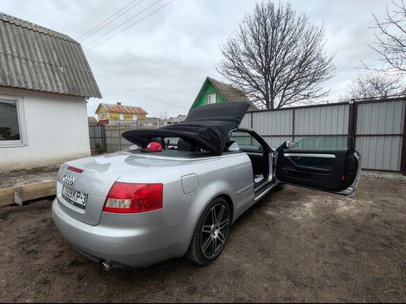 2004 Audi A4 II (B6), серебристый, 950000 рублей