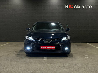 2019 Toyota Camry VIII (XV70), синий, 2429000 рублей, вид 2