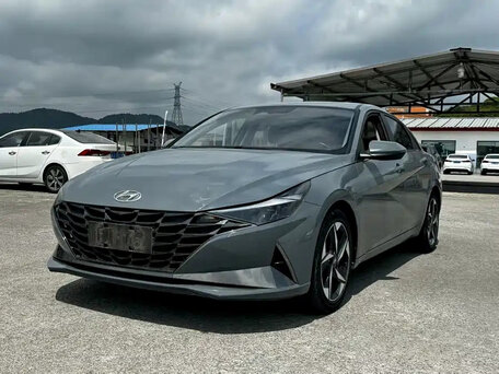 Hyundai Elantra VII (CN7)