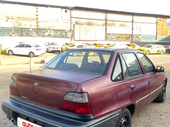 2000 Daewoo Nexia I, красный, 80000 рублей - вид 8