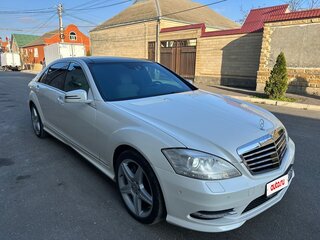 2010 Mercedes-Benz S-Класс 500 V (W221) Рестайлинг, белый, 2500000 рублей, вид 1