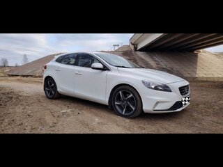 2015 Volvo V40 II, белый, 1200000 рублей, вид 3
