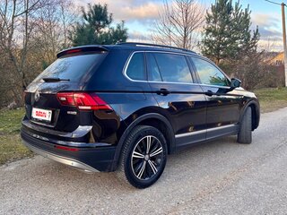 2018 Volkswagen Tiguan II, чёрный, 2290000 рублей, вид 5
