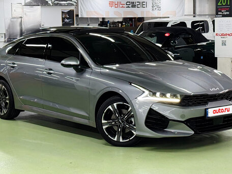 2021 Kia K5 III, серый, 2215000 рублей, вид 1
