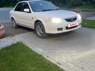 2001 Mazda Familia VIII (BJ), белый, 350000 рублей, вид 3