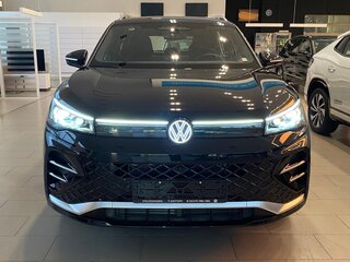 2024 Volkswagen Tiguan L Pro III (China Market), чёрный, 4900000 рублей, вид 2