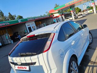2008 Ford Focus II Рестайлинг, белый, 660000 рублей, вид 4