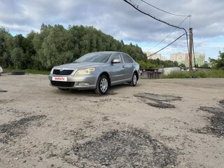 2011 Skoda Octavia II (A5) Рестайлинг, серый, 540000 рублей, вид 2